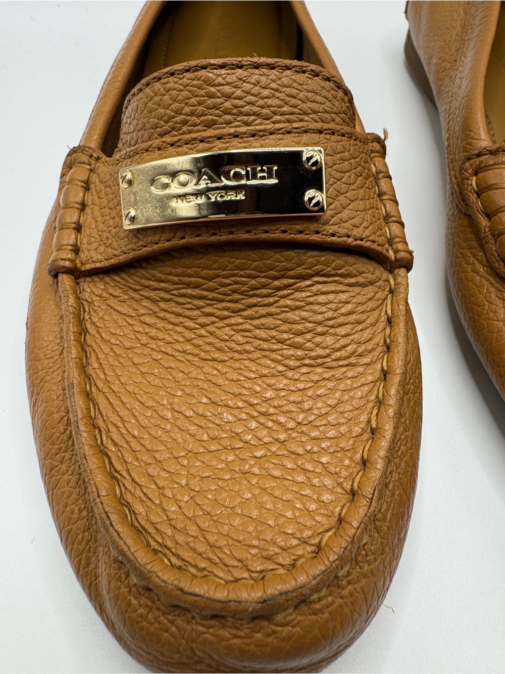 Coach Women’s Pebbled Leather Fredica Driving Loafers 7 - Picture 2 of 13